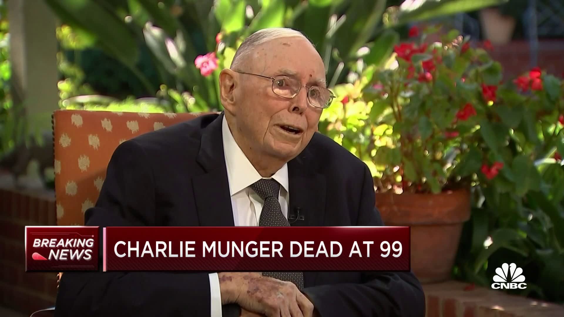 Charlie Munger: When Warren and I were starting 'I never thought we would ever get to $100 billion'